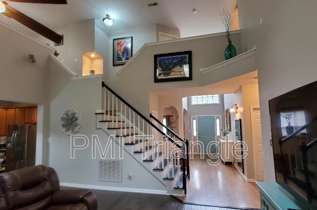 Building Photo - 2111 Baycourt Trail