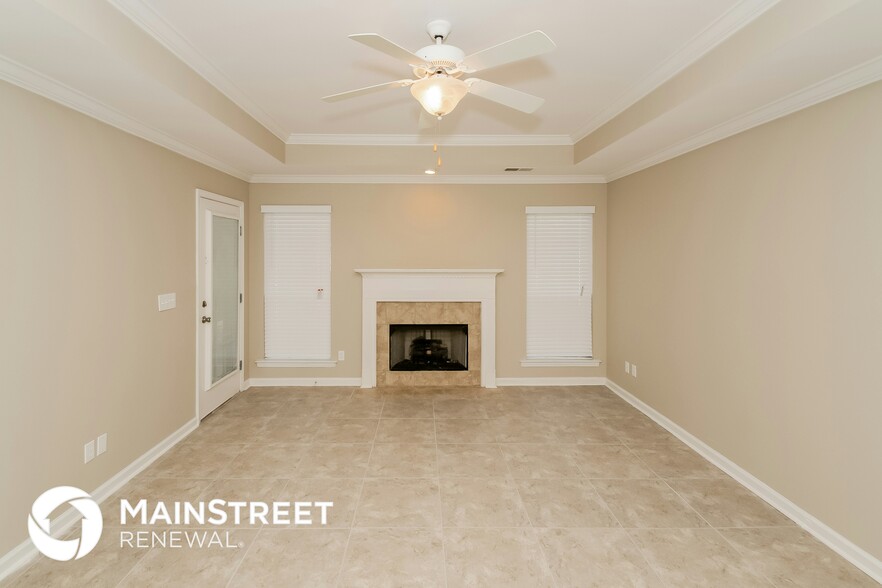 Building Photo - 4252 Fieldstone Way
