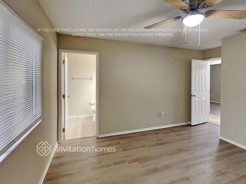 Building Photo - 1521 Colony Ave