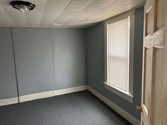 Building Photo - Coming soon- 4 bedroom house with double lot in Mansfield