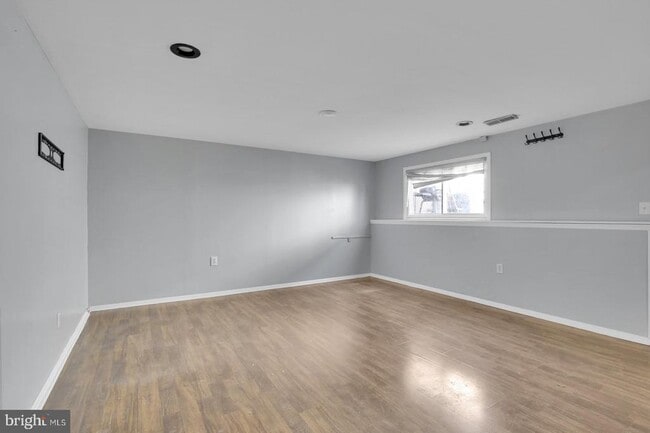 Building Photo - 3470 Livingston St
