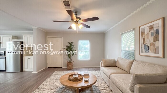Building Photo - 11711 Greenglen Dr