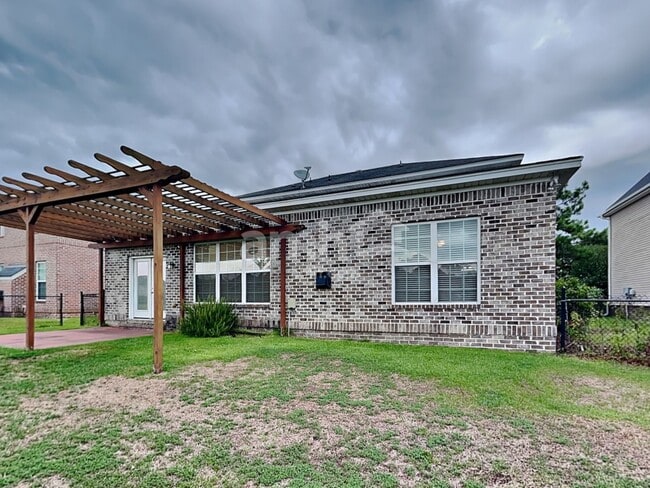 Building Photo - 128 Winslow Cir