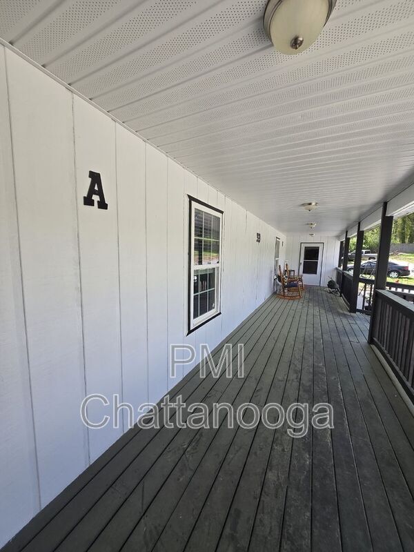 Building Photo - 23 Ga Ln