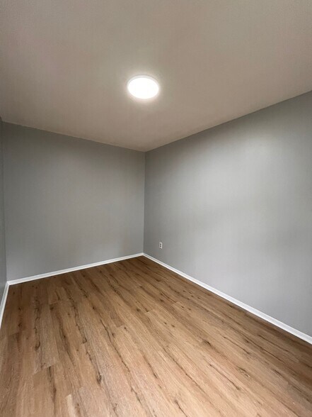 Building Photo - 52 Van Nostrand Ave