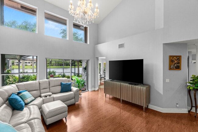Building Photo - 2011 NW 53rd St