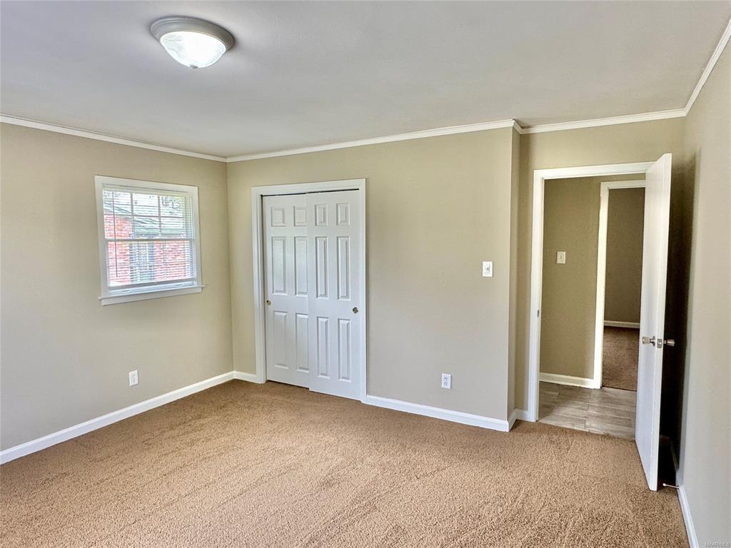 Building Photo - 502 Adler Dr