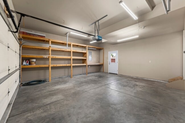 Building Photo - 7578 Chasewood Loop