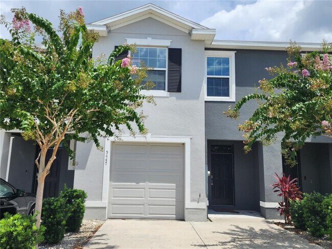 Primary Photo - 5447 Dragonfly Dr