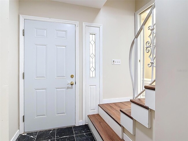 Building Photo - 289 Gull Dr S