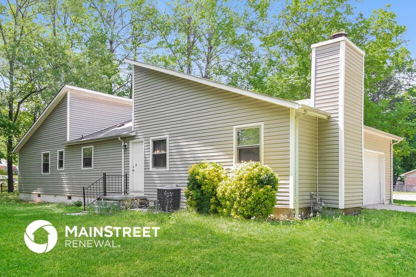 Building Photo - 3012 Manchester Dr