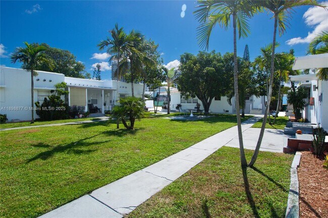 Building Photo - 1840 Fillmore St