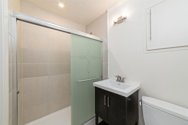 Building Photo - 4415 Merwin St