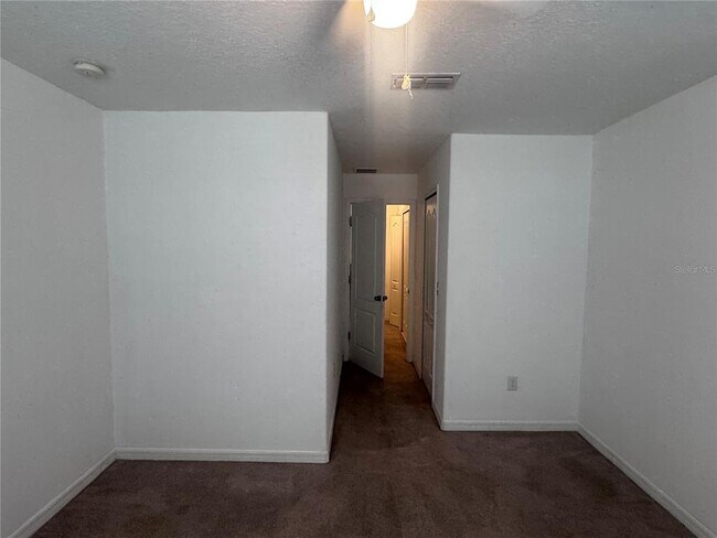 Building Photo - 2853 Adelaide Ct