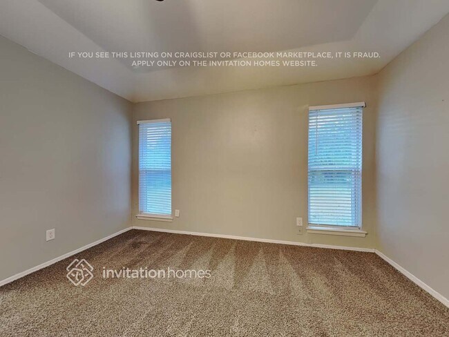 Building Photo - 747 James Cir