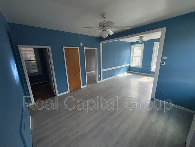 Building Photo - 22 Church St