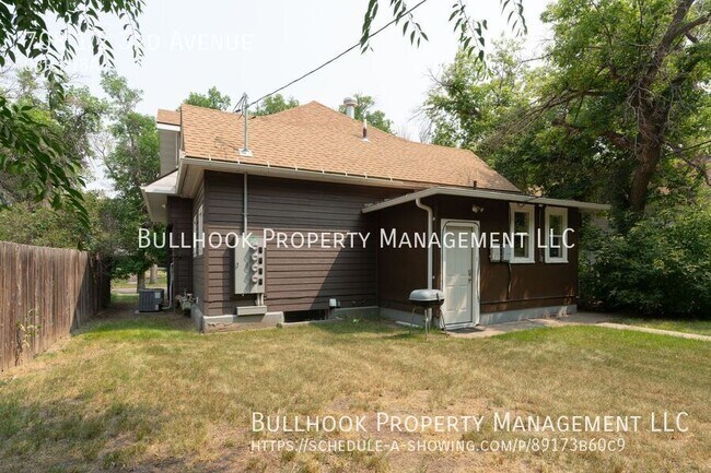 Building Photo - 708 1/2 3rd Avenue-