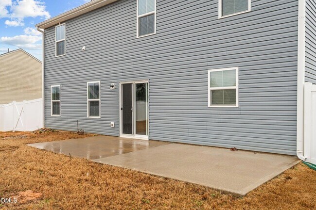 Building Photo - 27 Bird Dog Dr