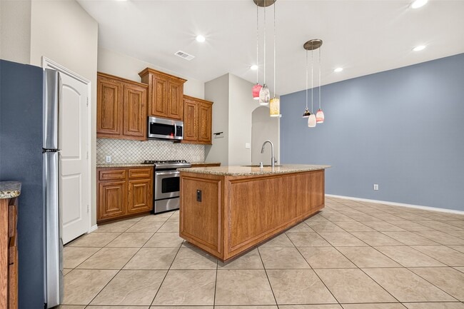 Building Photo - 2808 Arbor Brook Ln