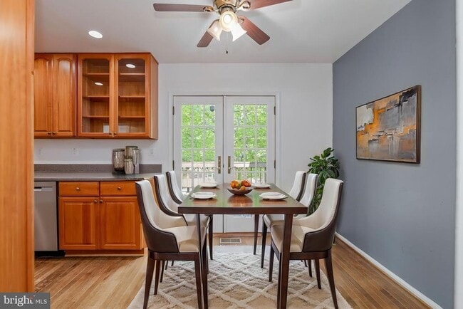 Building Photo - 8207 Cedar Landing Ct