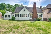 Building Photo - 712 Cantrell Ave