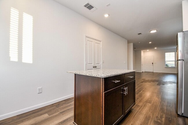 Building Photo - 17867 Baleage Ln