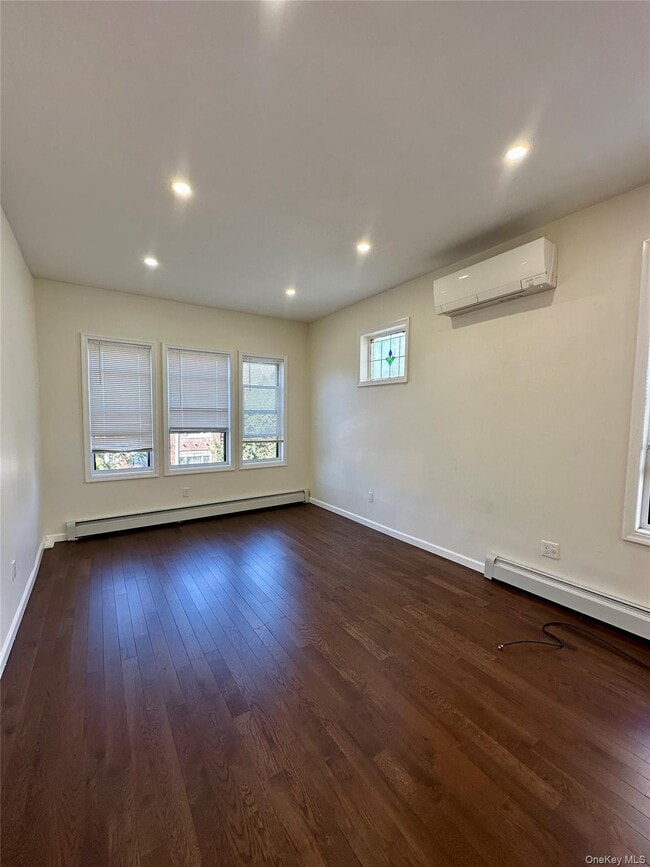 Building Photo - 31-17 81st St