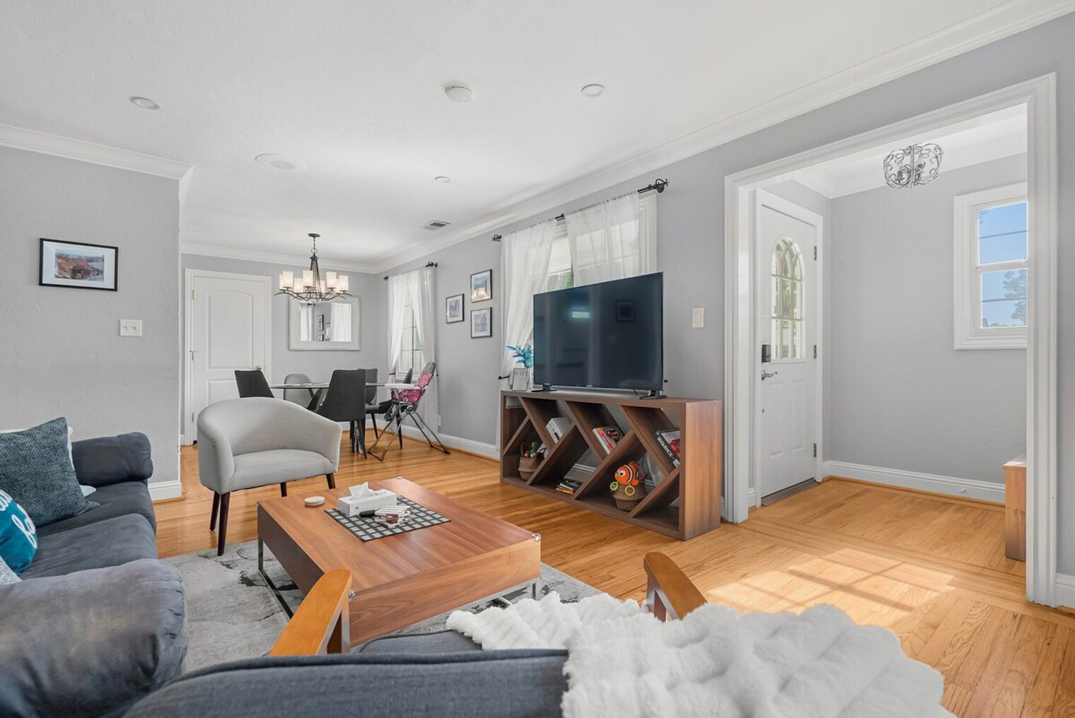 Building Photo - 2391 Shibley Ave