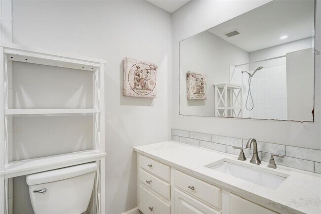 Building Photo - 1386 Fulmar Dr