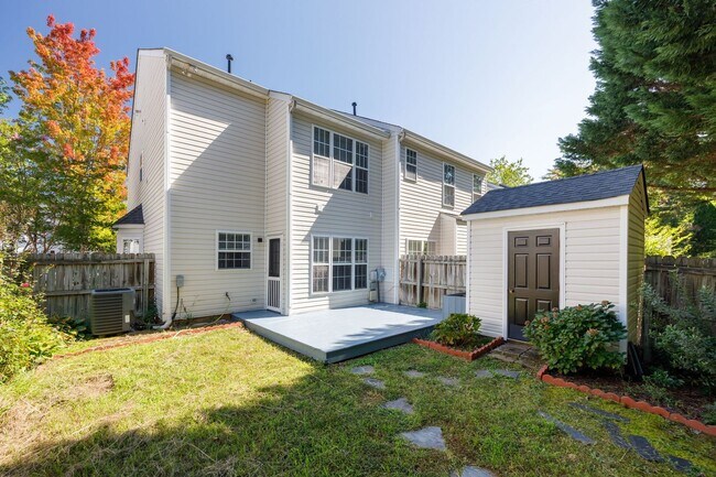 Building Photo - 5507 Millstream Ln