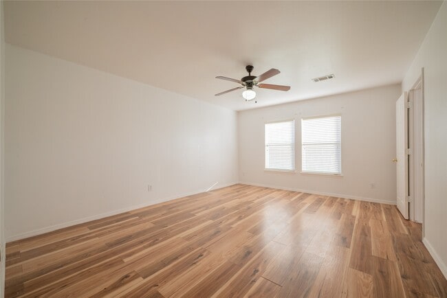 Building Photo - 7246 Wimberly Oaks Ln