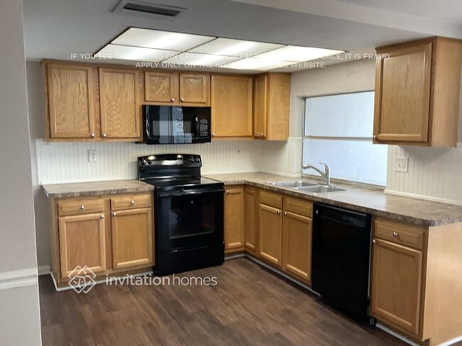 Building Photo - 7234 Magnolia Valley Dr