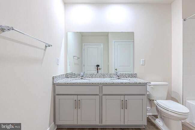 Building Photo - 115 Haida Ln