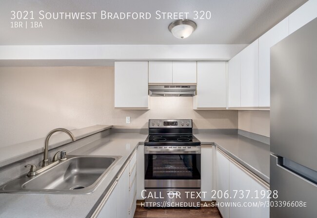 Building Photo - 3021 SW Bradford St