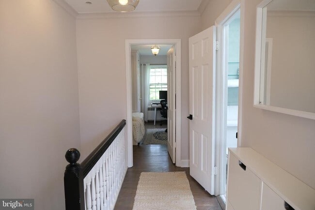 Building Photo - 1337 28th St NW