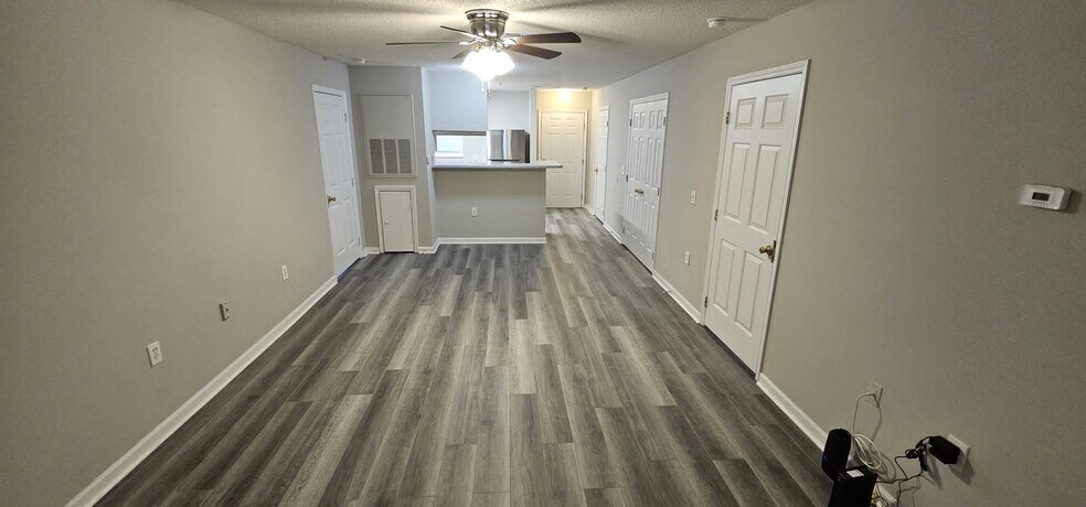 Building Photo - 3020 Centennial Woods Dr