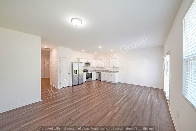 Building Photo - 428 Union Station St