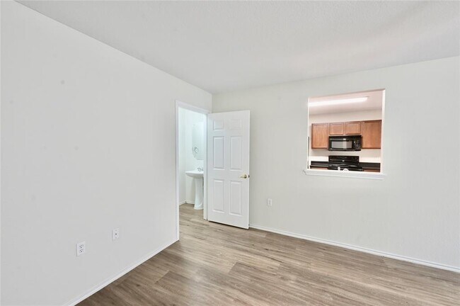 Building Photo - 1512 Poppy Seed Ln