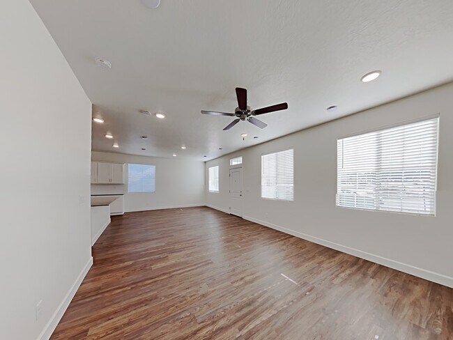 Building Photo - 6007 W Arranmore Drive