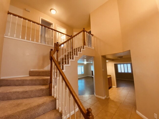 Building Photo - 8217 Ocean Terrace Way