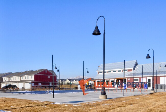 Building Photo - 577 S Windsong Ln