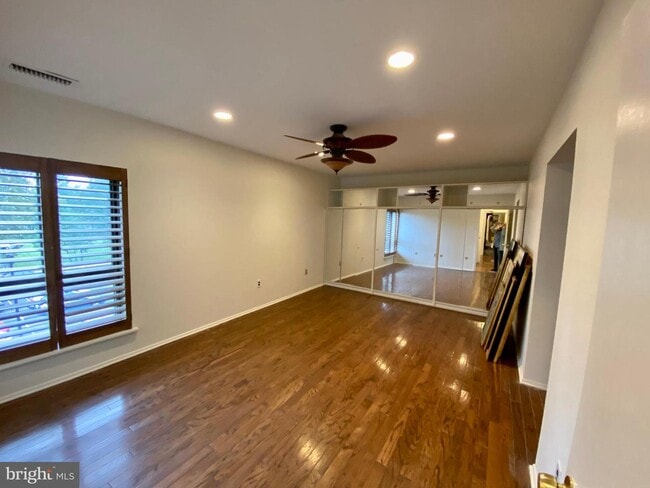 Building Photo - 5100 Convent Ln