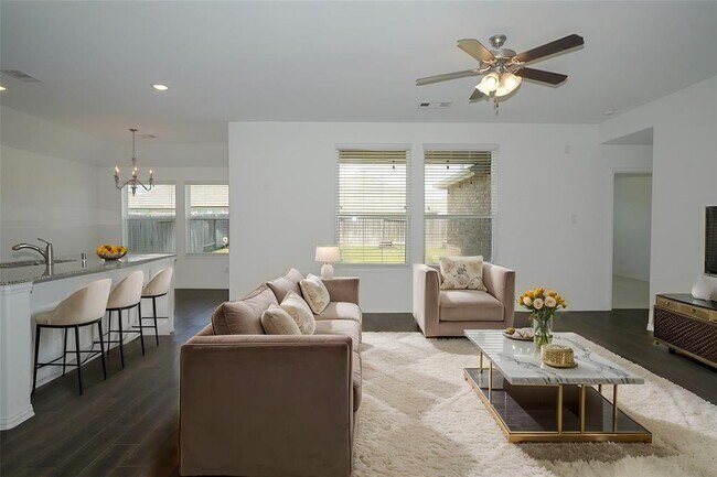 Building Photo - 16114 Sommerall Creek Ln