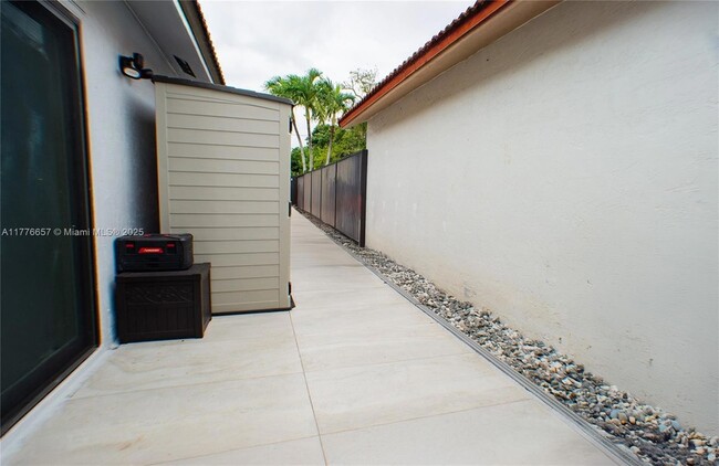 Building Photo - 17772 SW 146th Ct