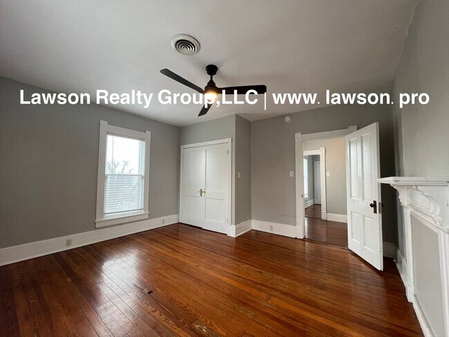 Building Photo - 360 Mountain Ave SW