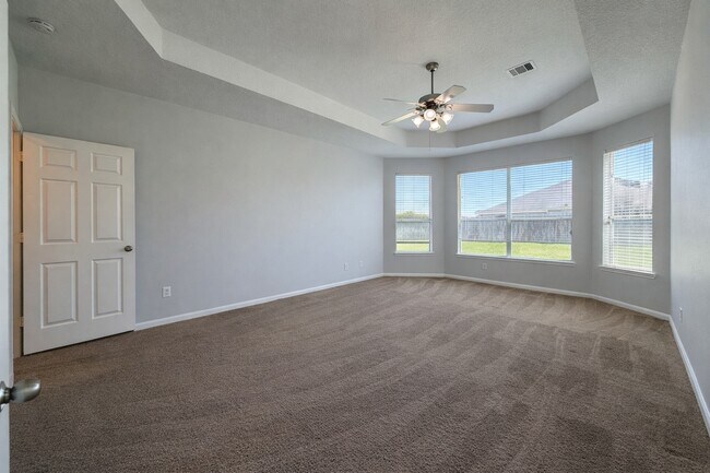 Building Photo - 3922 Coral Shadows Dr