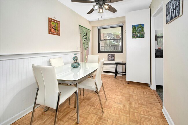 Building Photo - 4901 Henry Hudson Pkwy W