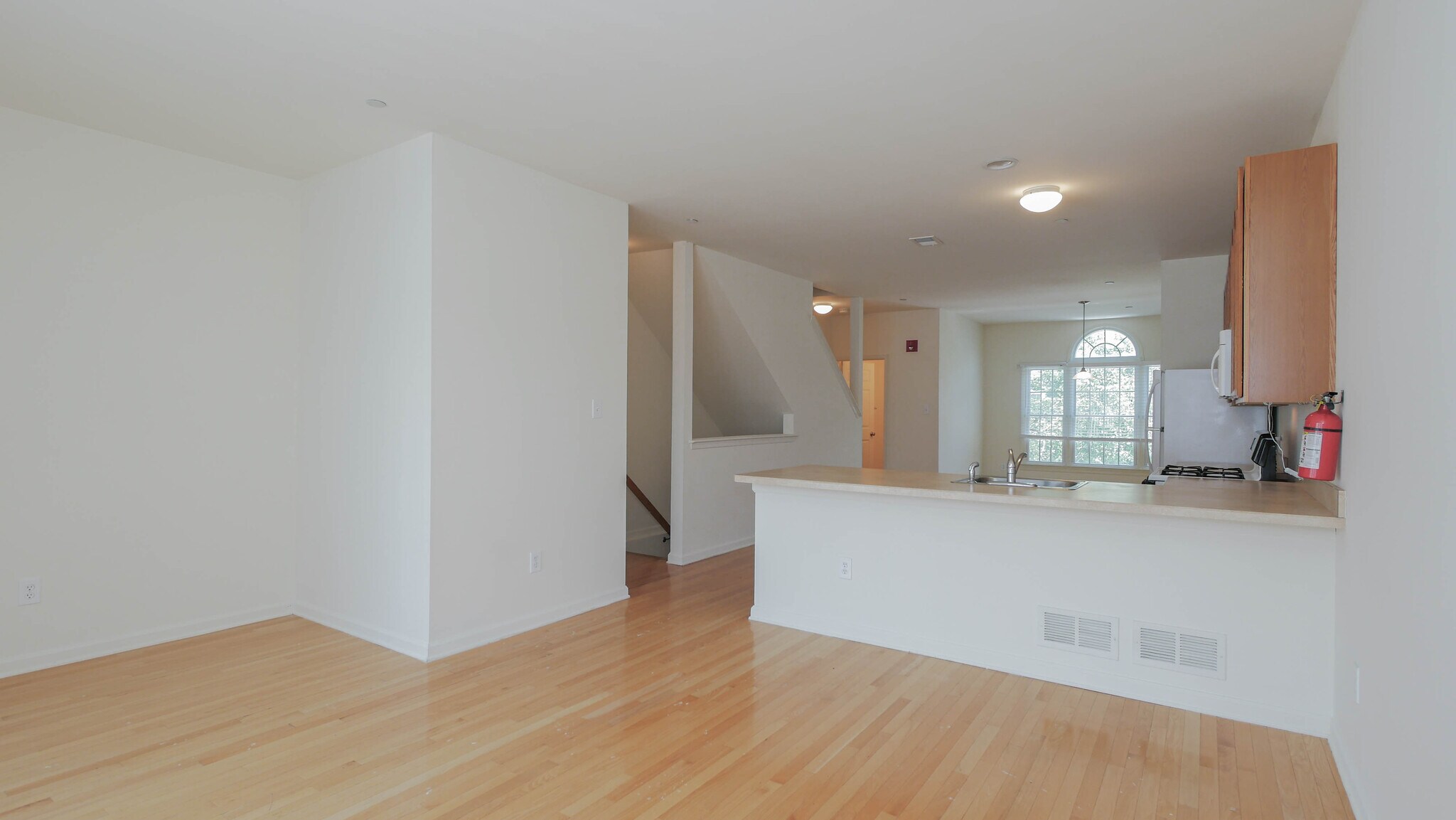 Building Photo - 4 Chelsea Ct