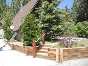 Building Photo - 42784 Sonoma Dr