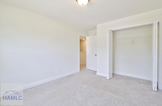 Building Photo - 991 Meloney Dr